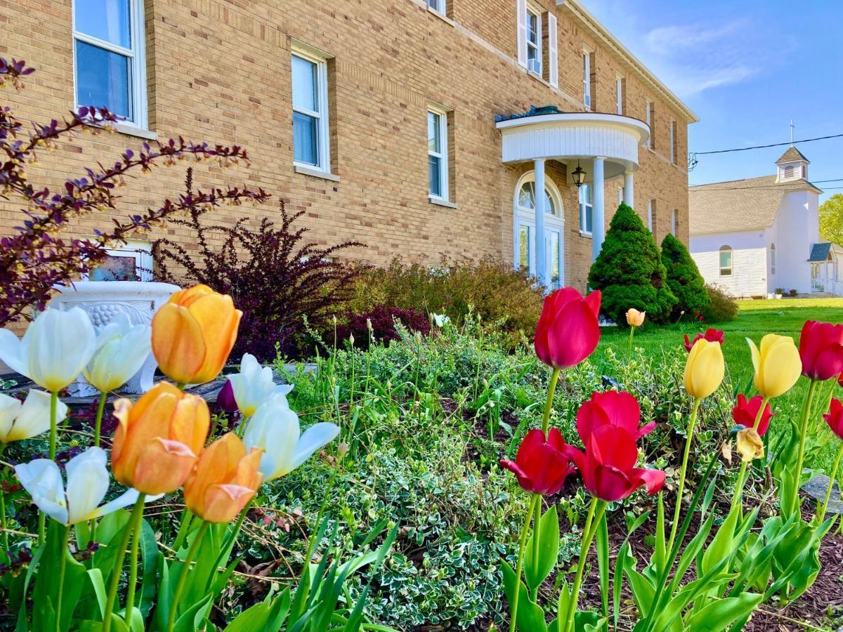 Garden Grove Retreat & Lodging Near Pictured Rocks, Fayette, Trails ภายนอก รูปภาพ