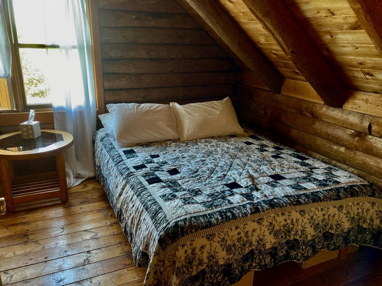 Garden Grove Retreat & Lodging Near Pictured Rocks, Fayette, Trails ภายนอก รูปภาพ