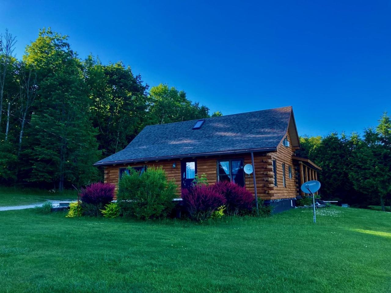 Garden Grove Retreat & Lodging Near Pictured Rocks, Fayette, Trails ภายนอก รูปภาพ