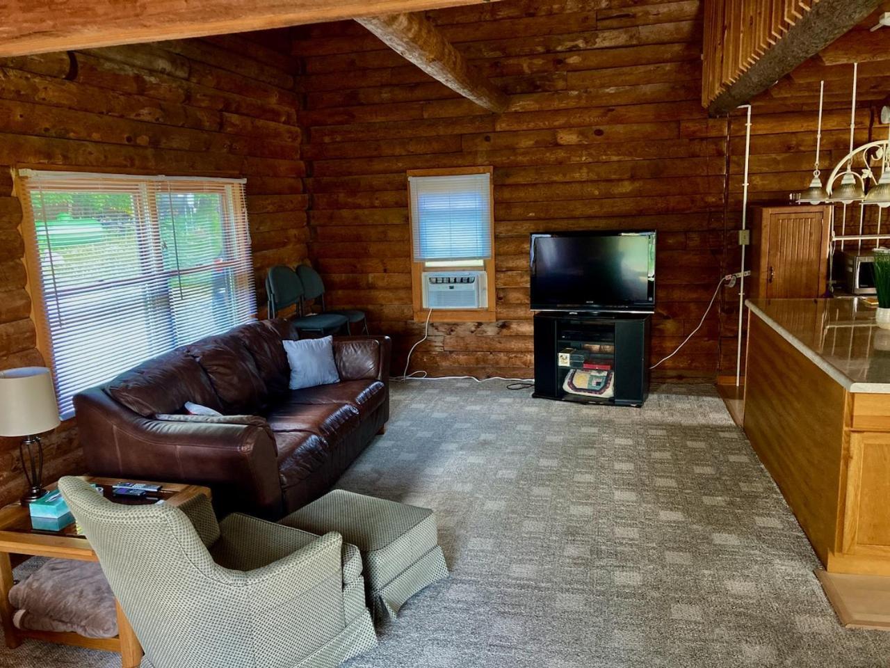 Garden Grove Retreat & Lodging Near Pictured Rocks, Fayette, Trails ภายนอก รูปภาพ