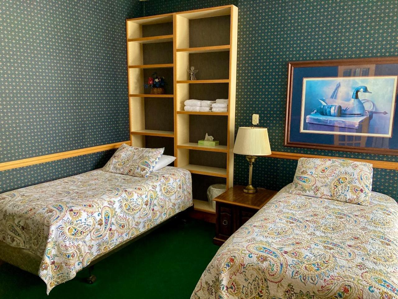 Garden Grove Retreat & Lodging Near Pictured Rocks, Fayette, Trails ภายนอก รูปภาพ